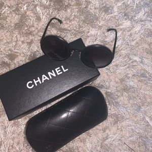 Chanel Women’s Sunglasses 4226 c.101/s6